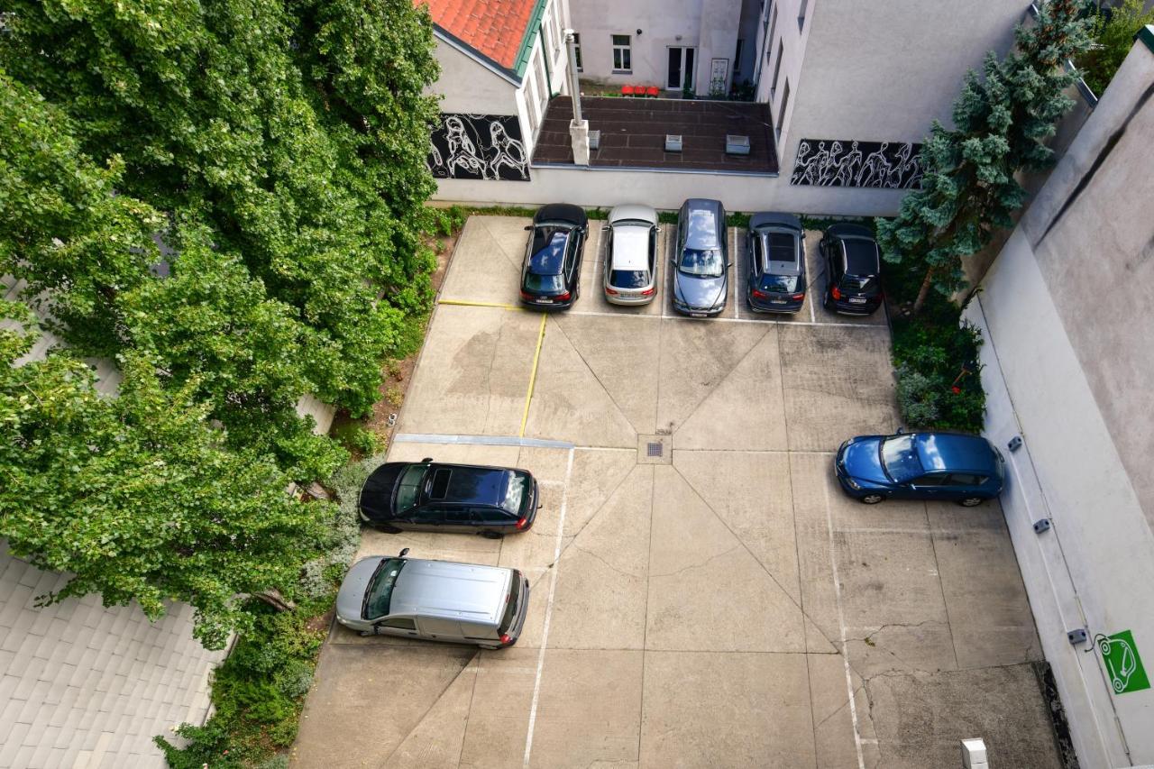 Stanys - Wiedeń